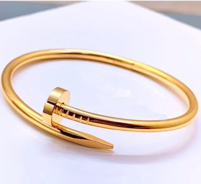 Nailed it Bracelet