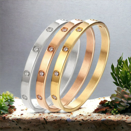 Triple Class Bracelet Set